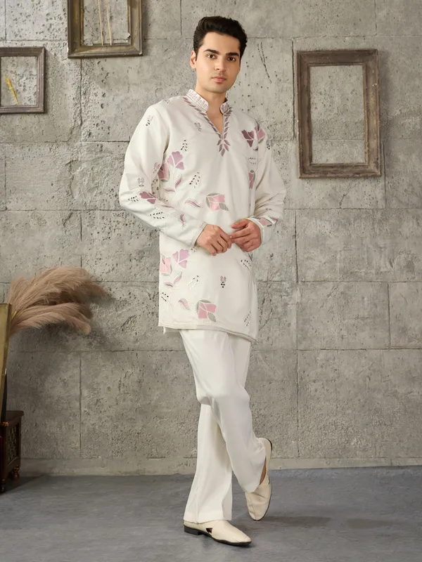Cream_Japanese_Cotton_Straight_Printed_Kurta_For_Men