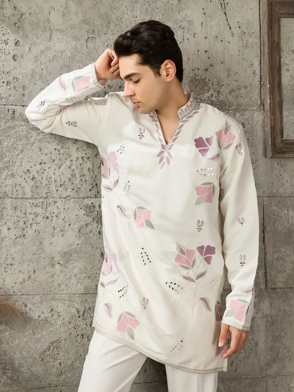 Cream_Japanese_Cotton_Straight_Printed_Kurta_For_Men