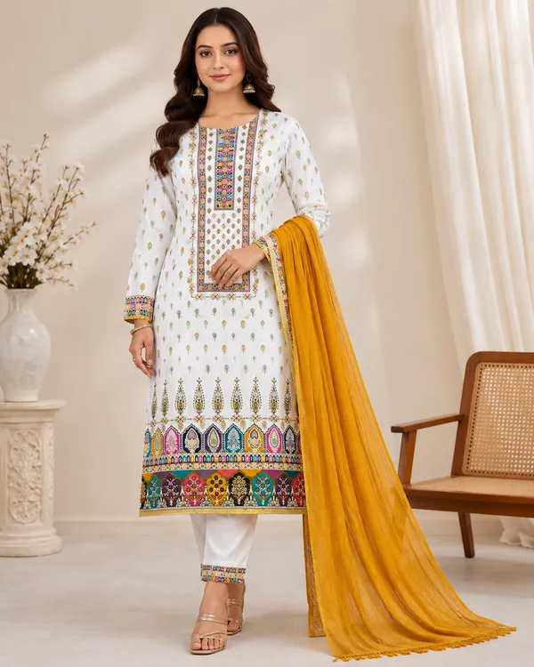 White_Riyon_Pakistani_Suit_For_Women