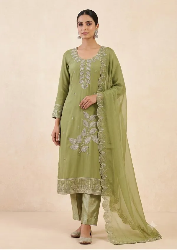 Green_Star_Georgette_Ladies_Suit_For_Women