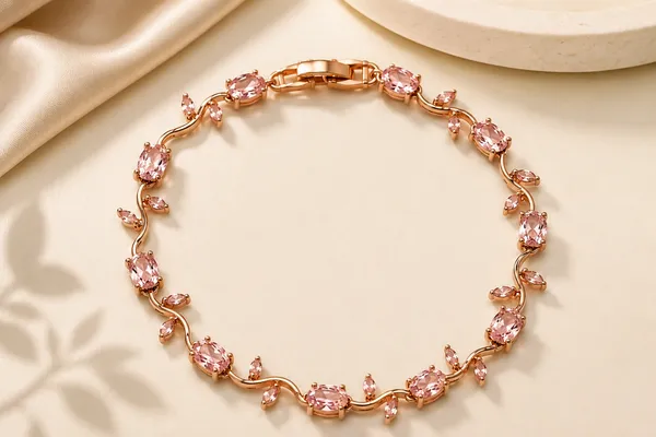 Rose_Gold_Bracelet_With_Pink_Stones_For_Women