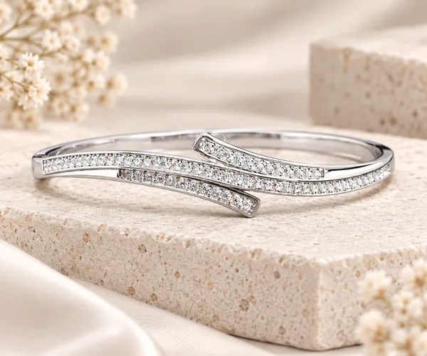 Silver-Tone_Crystal_Embellished_Cuff_Bracelet_For_Women