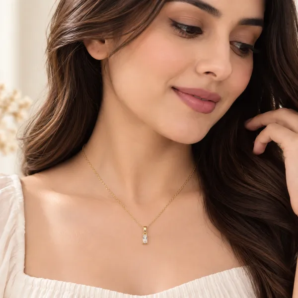 Gold_Tone_Rectangular_Stone_Pendant_Necklace_For_Women