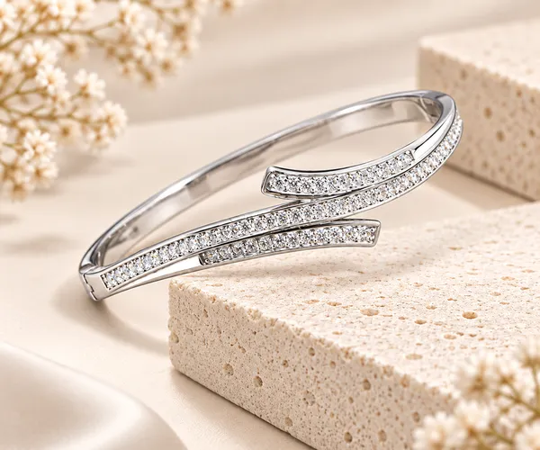 Silver-Tone_Crystal_Embellished_Cuff_Bracelet_For_Women
