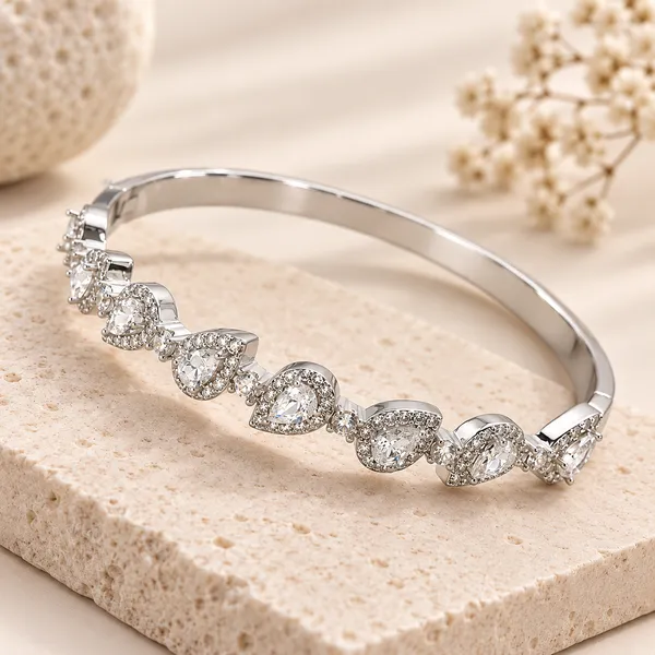 Silver_Tone_Crystal_Embellished_Bangle_For_Women