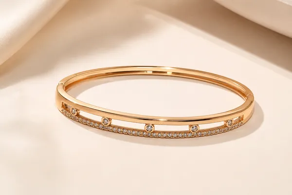 Gold-Tone_Crystal_Embellished_Bangle_For_Women