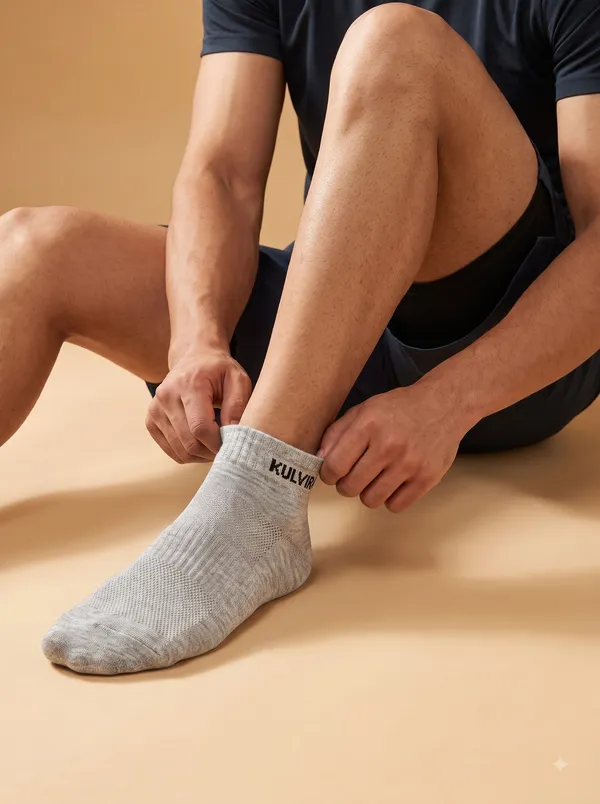 KULVIRA_Light_Grey_Ankle_Length_Socks