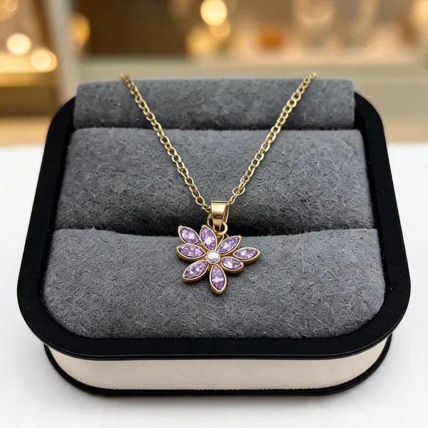 Gold_Copper_Alloy_Floral_Pendant_Necklace_For_Women