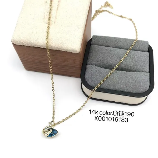 Gold_And_Blue_Copper_Alloy_Pendant_Necklace_For_Women