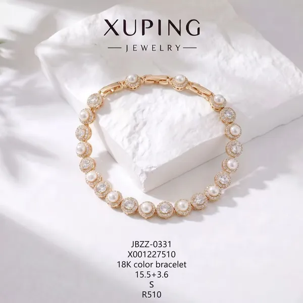 Gold_And_Pearl_Copper_Alloy_Studded_Bracelet_For_Women