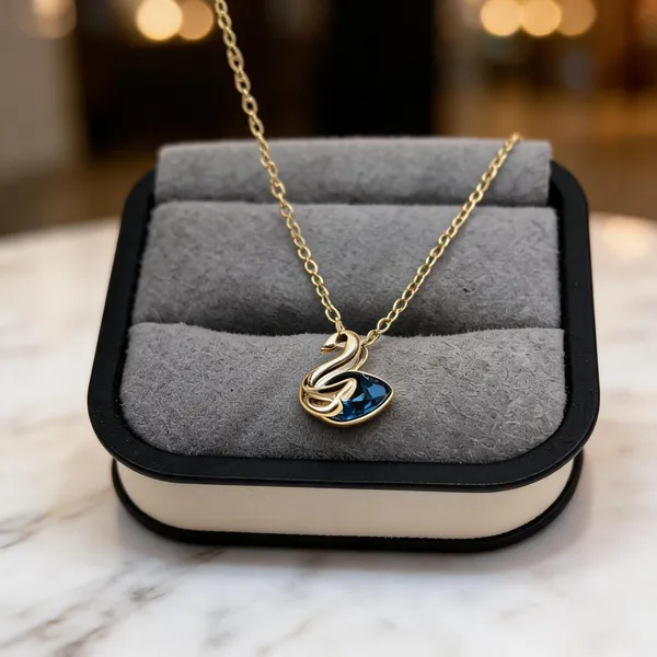 Gold_And_Blue_Copper_Alloy_Pendant_Necklace_For_Women