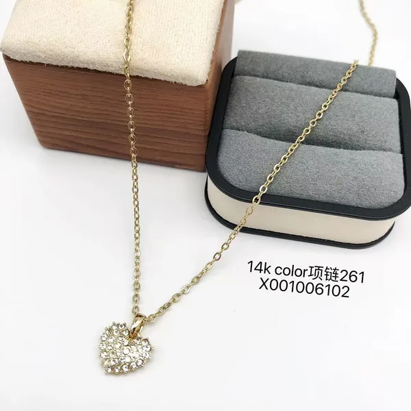 Gold_Copper_Alloy_Crystal_Heart_Pendant_Necklace_For_Women