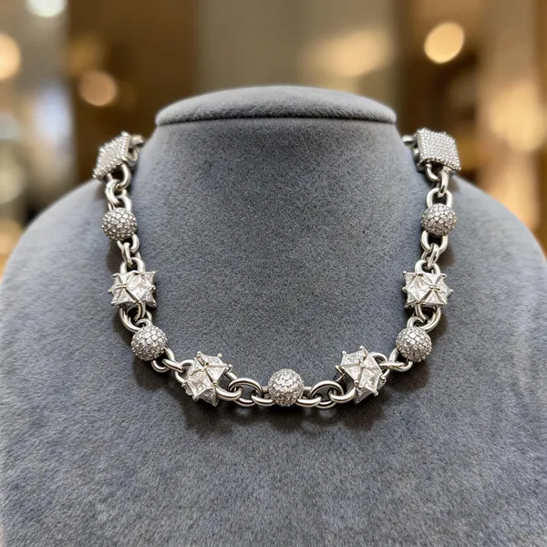 Silver_Copper_Alloy_Embellished_Link_Bracelet_For_Women