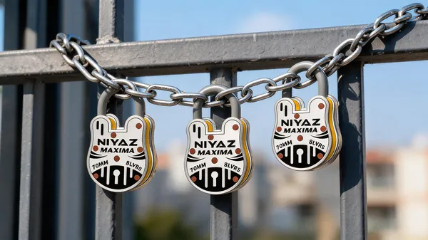 Nivaz_Maxima_Silver_Iron_70Mm_8-Lever_Padlock_Pack_Of_3