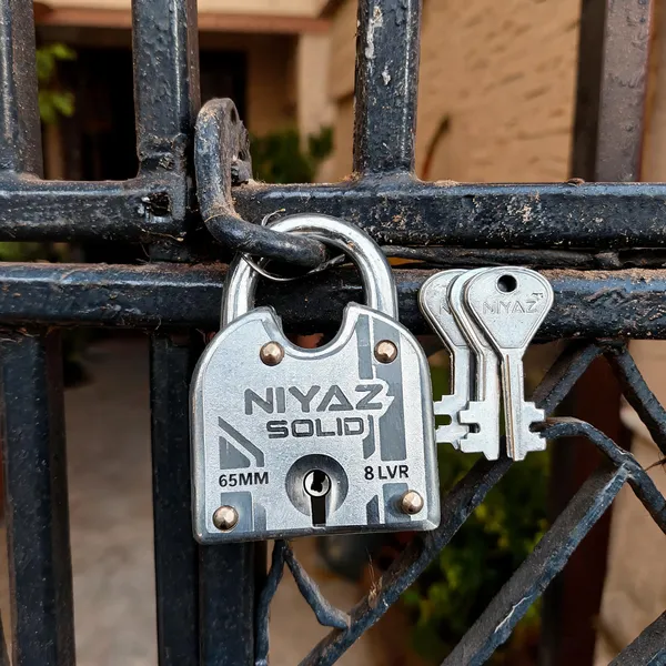 Nivaz_Solid_Silver_Iron_65Mm_Padlock_With_Keys_Pack_Of_3