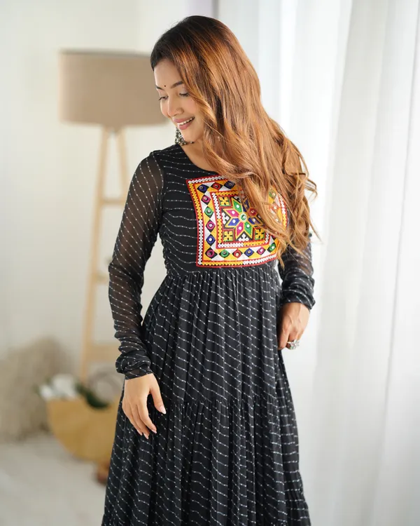 Georgette_Lehariya_Print_Fully_Flair_Anarkali_Set_Green