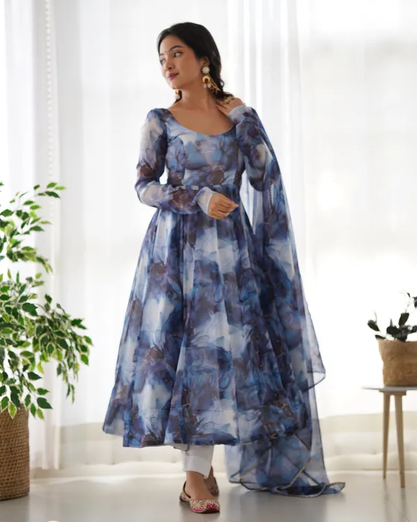 Pure_Organza_Silk_Anarkali_Set_Festive_Wedding_Blue