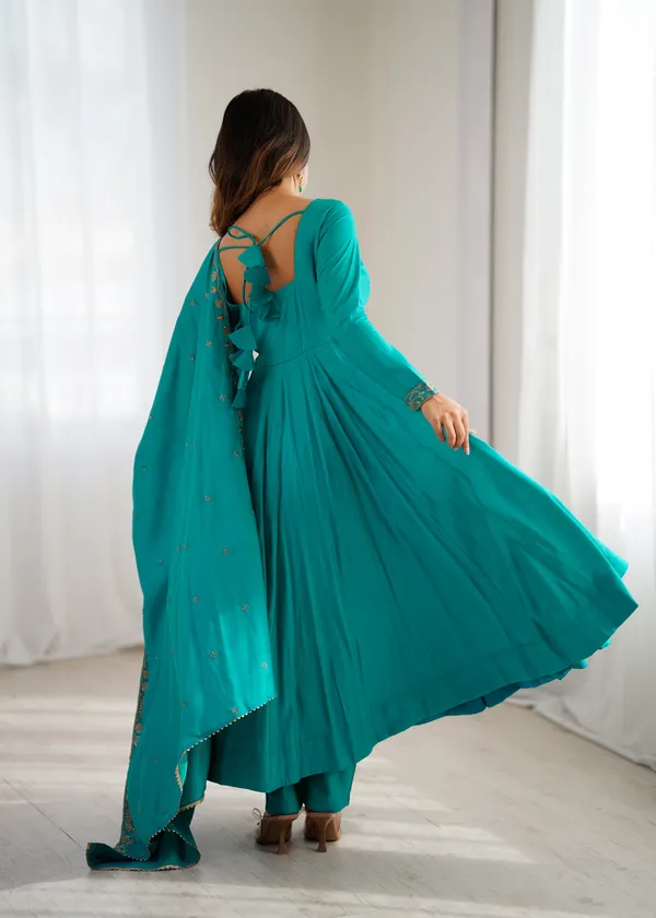 Roman_Chanderi_Silk_Anarkali_Suit_Set_With_Dupatta