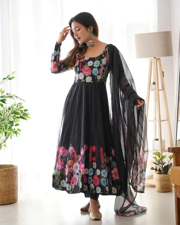 Women_Floral_Printed_Organza_Silk_Flared_Anarkali_Kurta_Set_Black