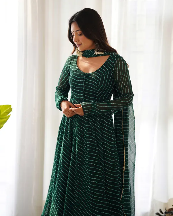 Women_Leheriya_Printed_Georgette_Anarkali_Kurta_Set_Green