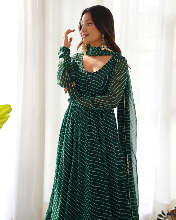 Women_Leheriya_Printed_Georgette_Anarkali_Kurta_Set_Green