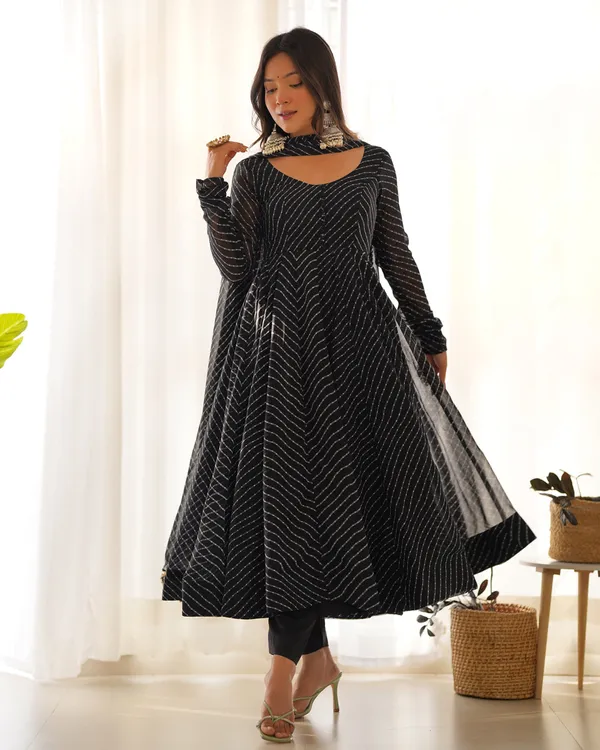 Women_Leheriya_Printed_Georgette_Anarkali_Kurta_Set_Black1