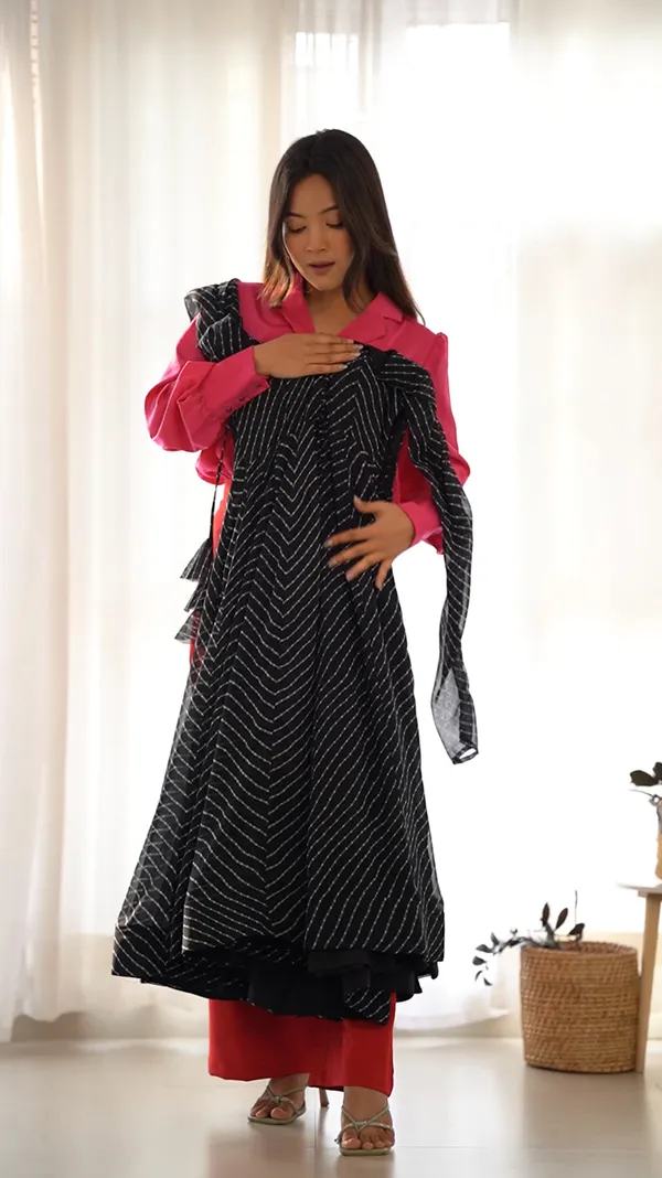 Women_Leheriya_Printed_Georgette_Anarkali_Kurta_Set_Black1
