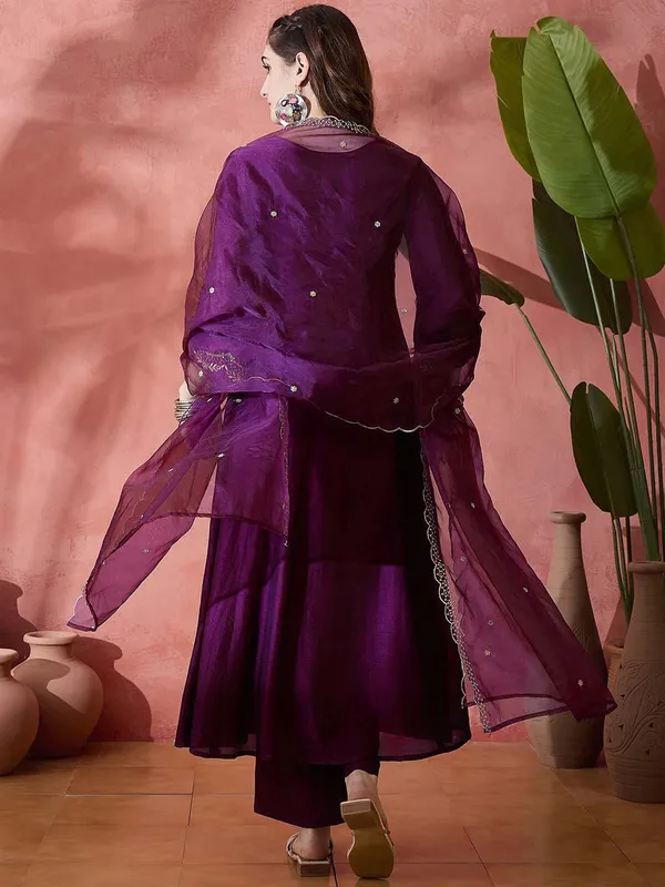 Elegant_Zari_Embroidered_Silk_Blend_Anarkali_Set_Wine