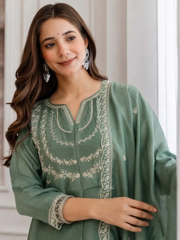 Embroidery_Vichitra_Silk_Anarkali_Kurta_Pant_Set_With_Dupatta_Pista