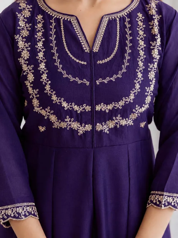 Embroidery_Vichitra_Silk_Anarkali_Kurta_Pant_Set_With_Dupatta_Violet