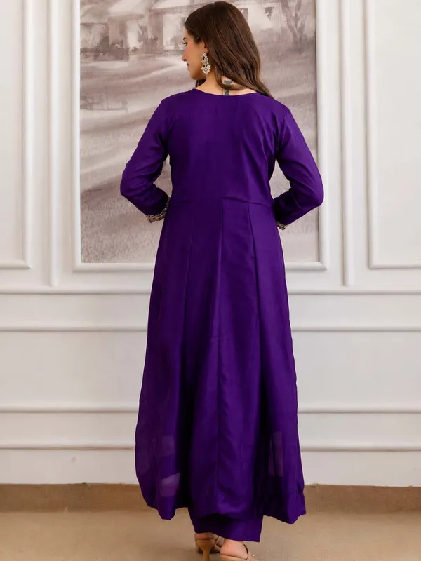 Embroidery_Vichitra_Silk_Anarkali_Kurta_Pant_Set_With_Dupatta_Violet