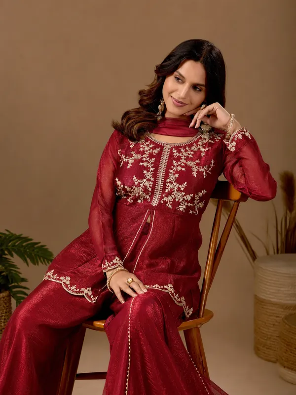 Women_S_Satin_Kurta_Set_With_Elegant_Embroidered_Design_Maroon