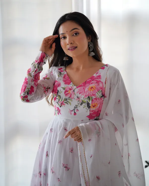 Organza_White_Floral_Anarkali_Set_With_Dupatta_Pant_White