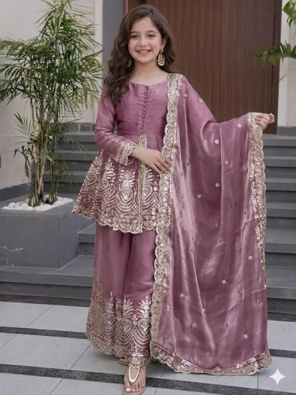 Kids_Wear_Attarctive_pink_silk_embroderyd__3_Pis_Kurta_Set