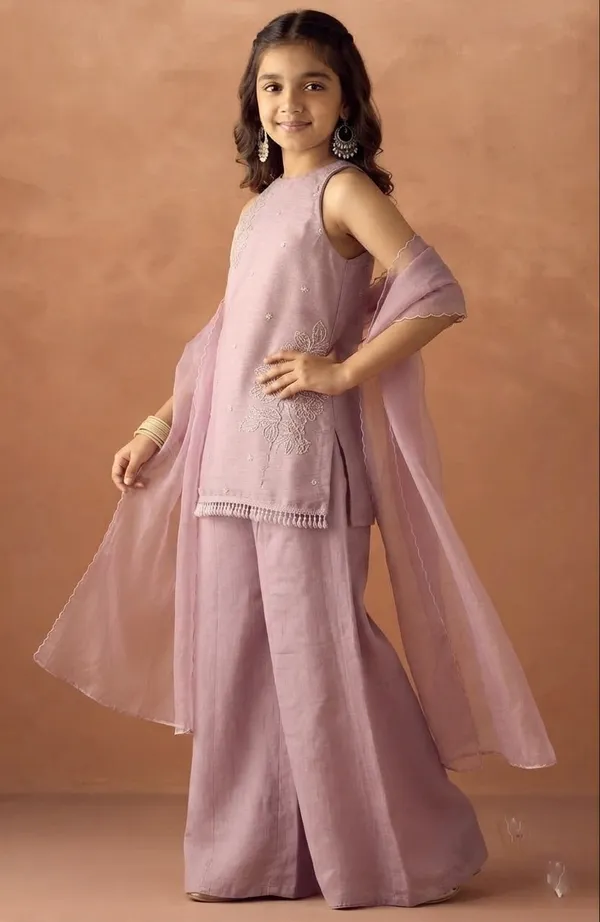 Girls_Ethnic_onion_Embroidered_3_piss_plaza_Set_with_Dupatta_|_Kids_Festive_Wear_Palazzo_Suit_|_Heavy_bids_embrodery__Work_Party_Outfit_(9–15_Years)