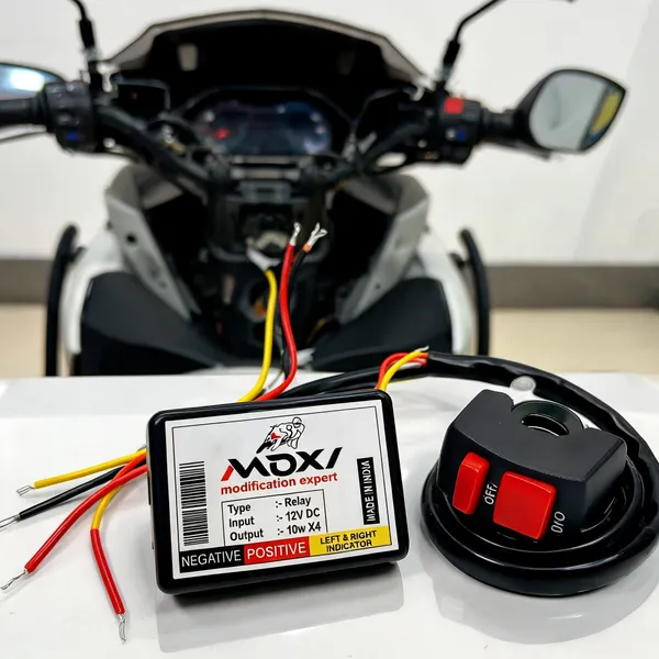 Black_Plastic_Flasher_Indicator_Light_Ktm_Tvs_And_Royal_Enfield
