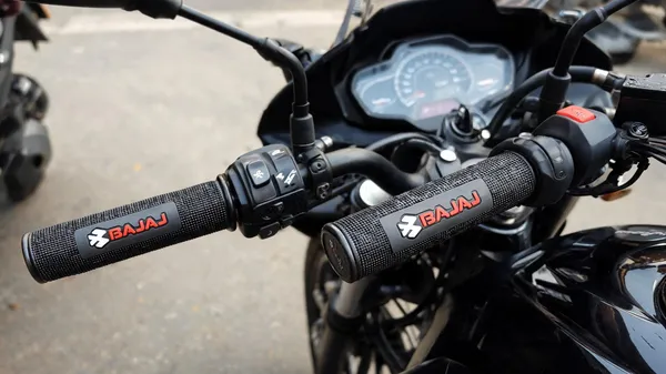 Black_Rubber_Handle_Bar_Grip_Bajaj_Bike__Pack_Of_2