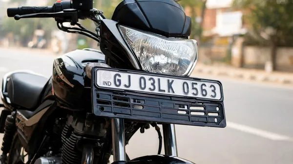 Black_Plastic_Bike_Number_Plate_Frame_All_Bikes