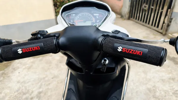 Multicolor_Silicone_Handle_Bar_Grip_Suzuki_Access_125__Pack_Of_2