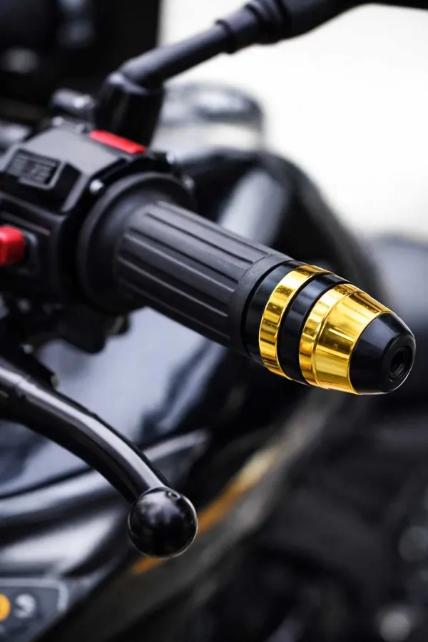 GKT_PRO_Taper_End_Caps_Clip-on_Handle_Bar_(Multicolor)