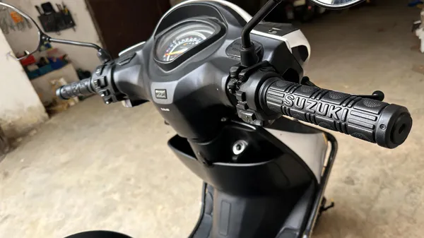 Black_Rubber_Handle_Bar_Grip_Suzuki_Access__Pack_Of_2