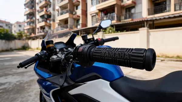 Black_Rubber_Handle_Bar_Grip_Yamaha_R15_And_Fz__Pack_Of_2