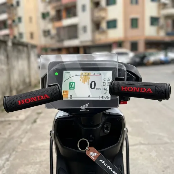 Multicolor_Tempered_Glass_Silicone_Handle_Bar_Grip_Bike_Display_Screen_Guard_Honda_Bike_And_Scooter__Pack_Of_2