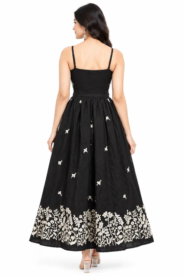 Long_Gown_1_Piece_Synthetic_With_Thread_Work