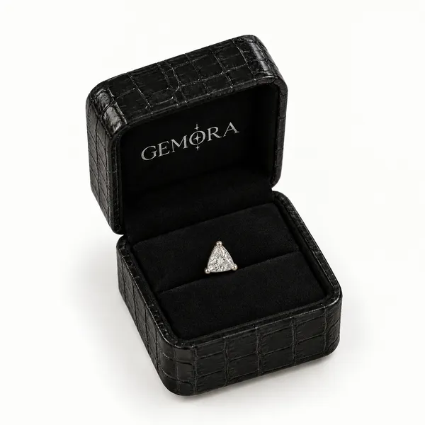 Silver_Tone_Triangular_Stud_Earring_For_Men