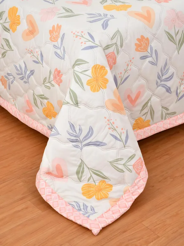 Tript_Home_decor-Double_BedComforter