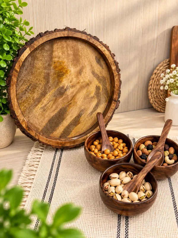 Wooden_Handcrafted_Round_Bakkal_Serving_Tray_with_3_Bowls_and_3_Spoons_Set