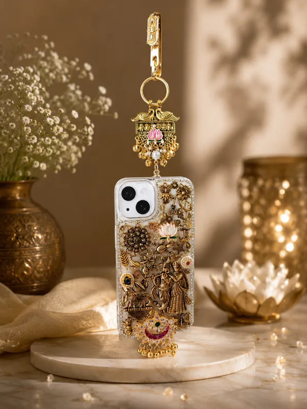 Gold_Embellished_Decorative_Phone_Case_With_Hanging_Charm
