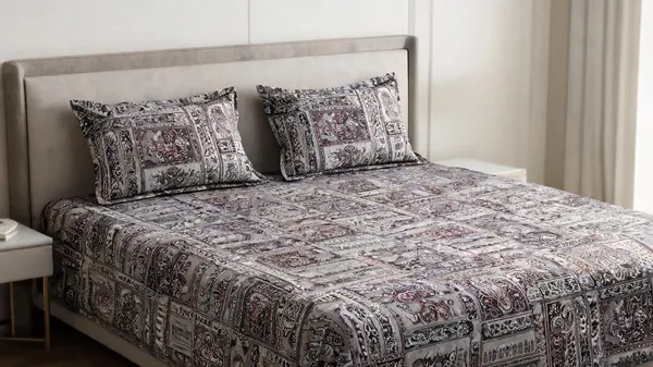 Multicolour_Cotton_Traditional_Paisley_Print_Double_Size_Bedsheet_With_Pillow_Covers