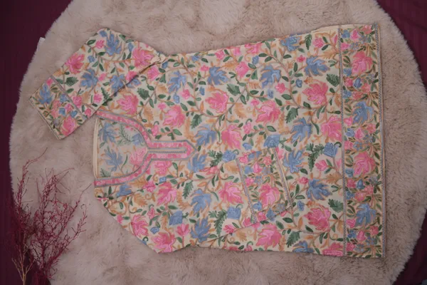 Beige_&_Pink_Georgette_Short_Kurta_For_Women